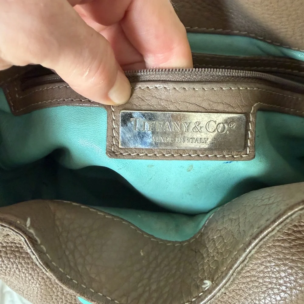 Beautiful Tiffany & Co. Vintage leather hobo/shoulder bag soft pebbled leather